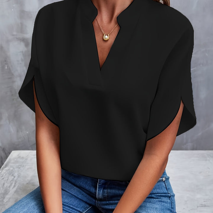 Elegant damebluse, let og stilfuld forårsmode. Komfortabel kvindebluse i farverig oversize stil.