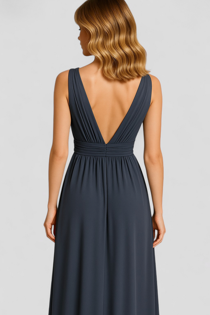 Komfortabel elegant maxikjole til damer. Lang festkjole, der sikrer et sofistikeret look ved events.