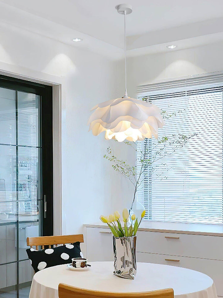 Hvid blomster loftslampe