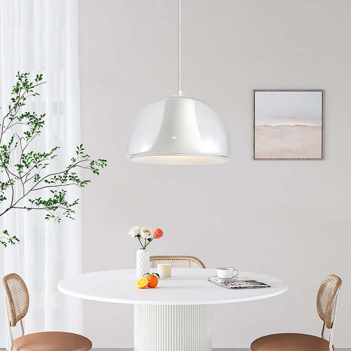 Moderne halvcirkel pendel med glaskuppel