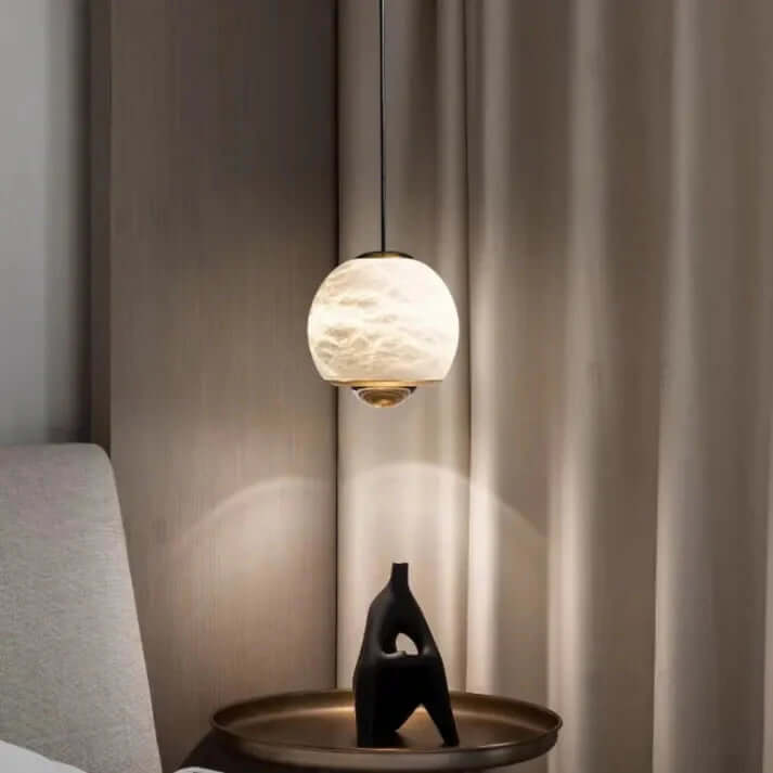 Moderne marmor- og alabast pendellampe, kugleformet design, nordisk stil