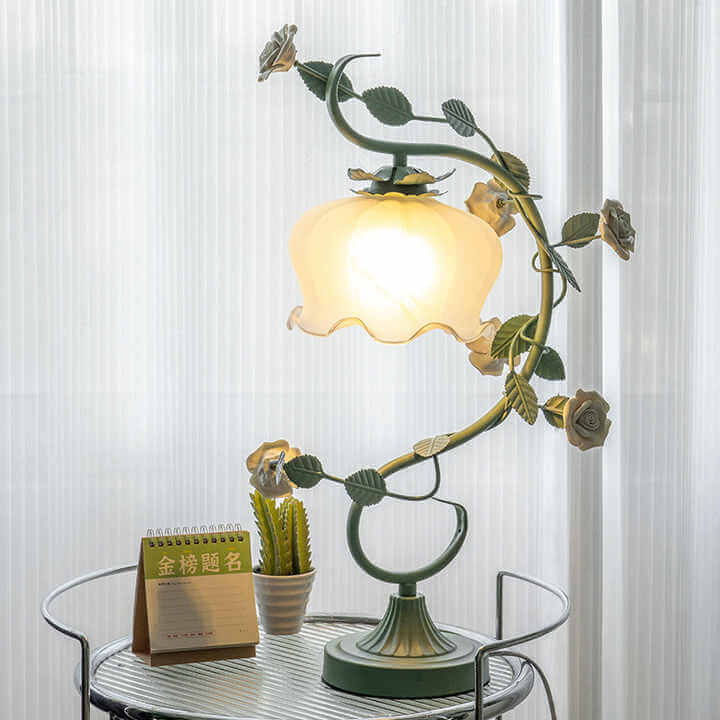 Elegant Rose Lamp - Warm Ambiance