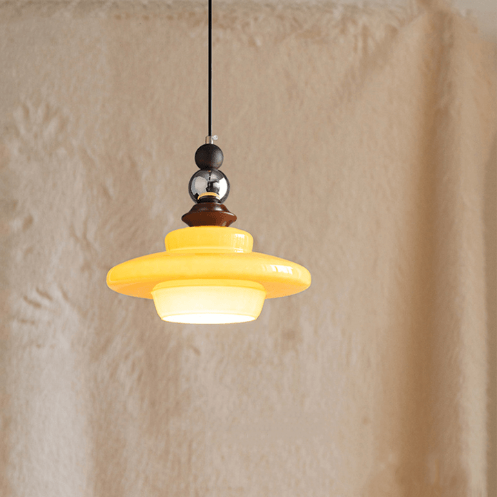Middelalderlig Beige Glas Pendel Lampe