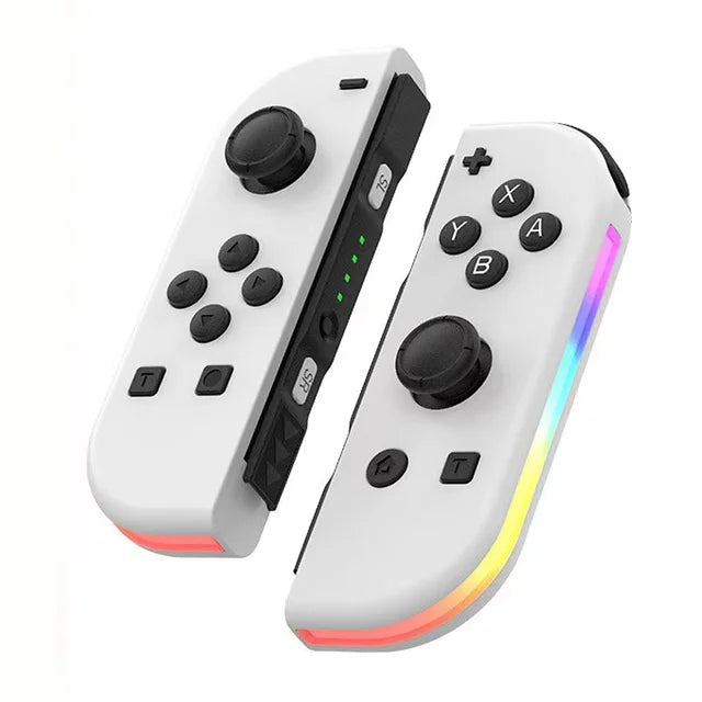 Detaljeret billede af GamePulse trådløs gamepad, viser knapper, joysticks og RGB-lysfunktion.