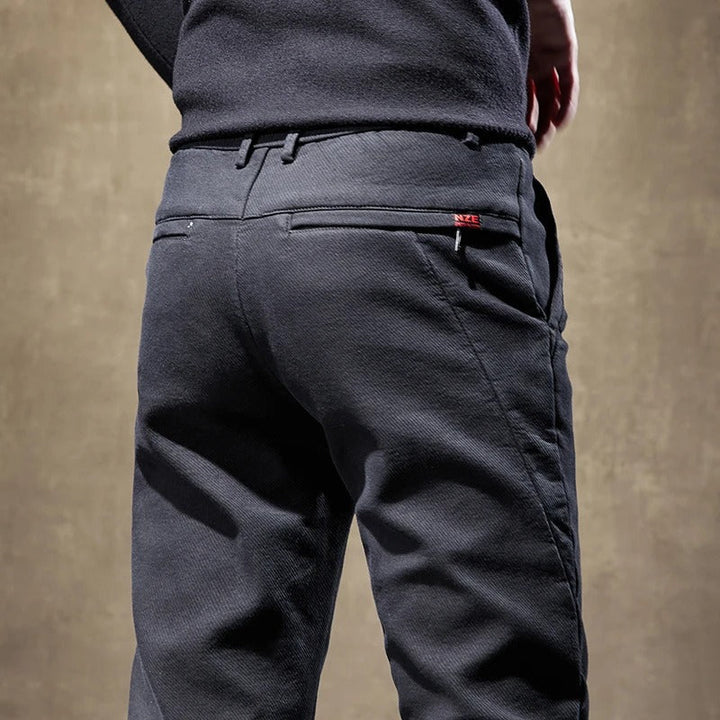 Bløde khaki herre fleecebukser, et must-have for komfortabel hverdagsbrug.
