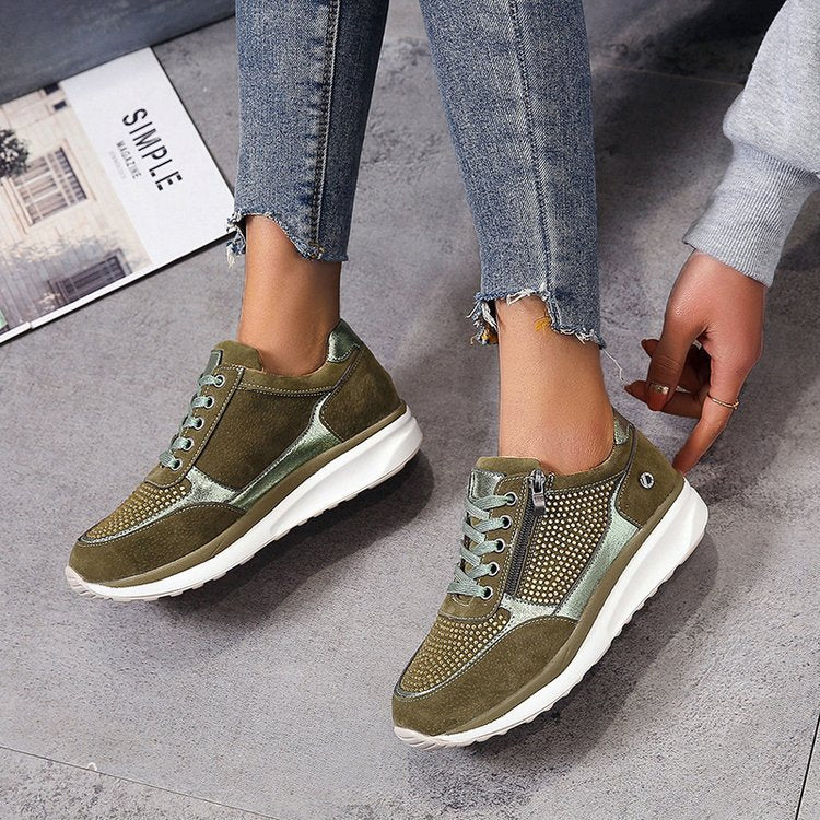 Khaki unisex komfortsko, ortopædiske for optimal fodlindring og stabilitet, perfekte til gåture.