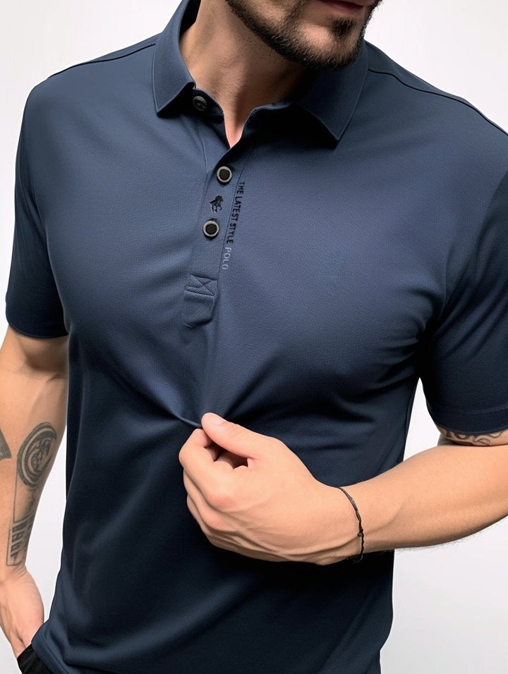Mænds sommer skjorte: Krølfri bomuldspolo med stretch, åndbar og komfortabel til varme dage.