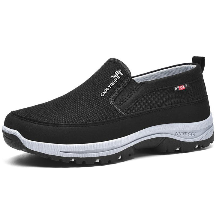 Moderne herre sneakers. Slip-on stil med svangstøtte og komfort, ideel til byvandring og fritid.
