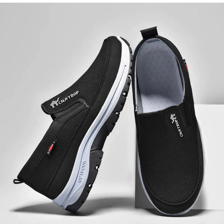 Svangstøtte herre slip-ons. Giver smertelindring og støtte, hvilket gør dem til det ideelle valg for mænd.