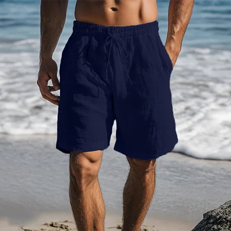 Komfortable hør badeshorts til herrer med sidelommer og elastik talje. Perfekte som hurtigtørrende sommer shorts.