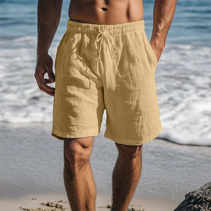Alsidige herre sommer shorts i hør med afslappet pasform. Hurtigtørrende strandshorts, gode til fritid.