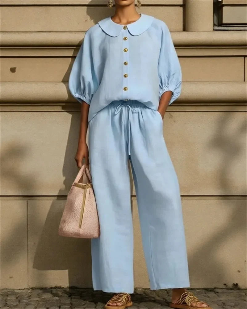 Løst bomuldssæt til kvinder. Trendy 2-delt outfit med komfortabel pasform, perfekt til sommersæsonen.