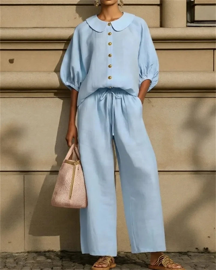 Løst bomuldssæt til kvinder. Trendy 2-delt outfit med komfortabel pasform, perfekt til sommersæsonen.