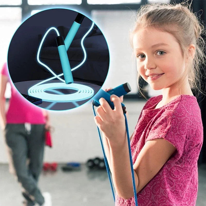 Lysende LED sjippetov til indendørs/udendørs fitness. Justerbart for optimal motion & spring.