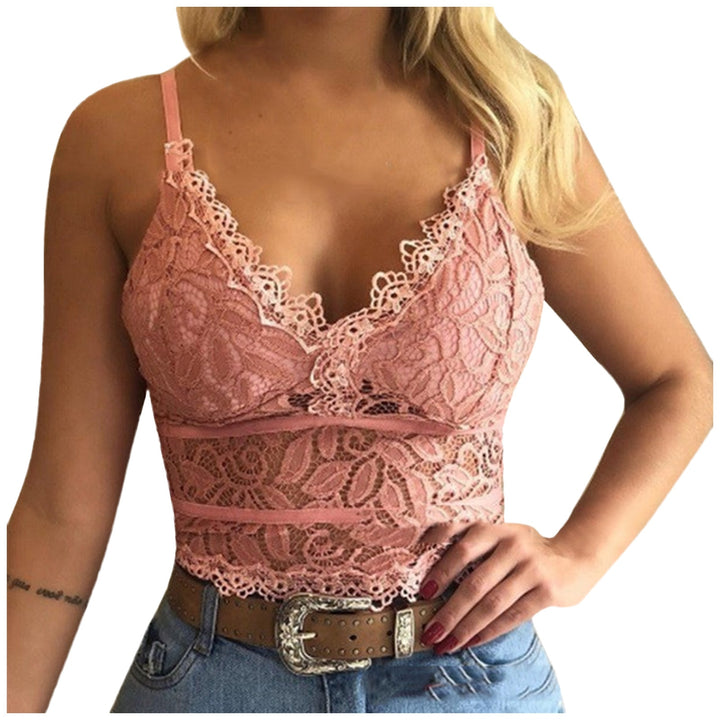 Transparent mesh-top til kvinder med tynde justerbare stropper, perfekt til et stilfuldt lag-på-lag look.