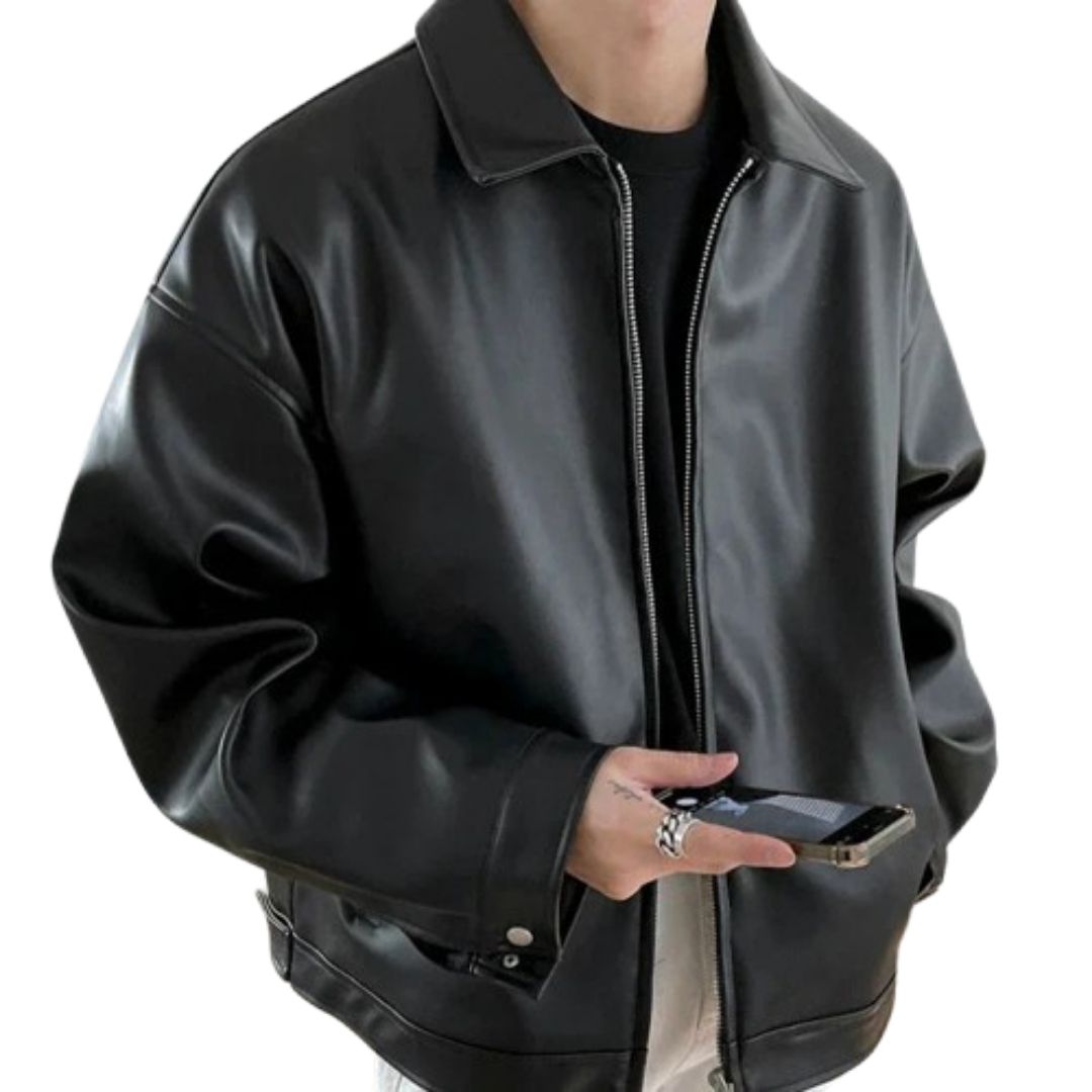 Mænds oversized læderlook bomberjakke i sort streetwear stil til fritid og urban mode.