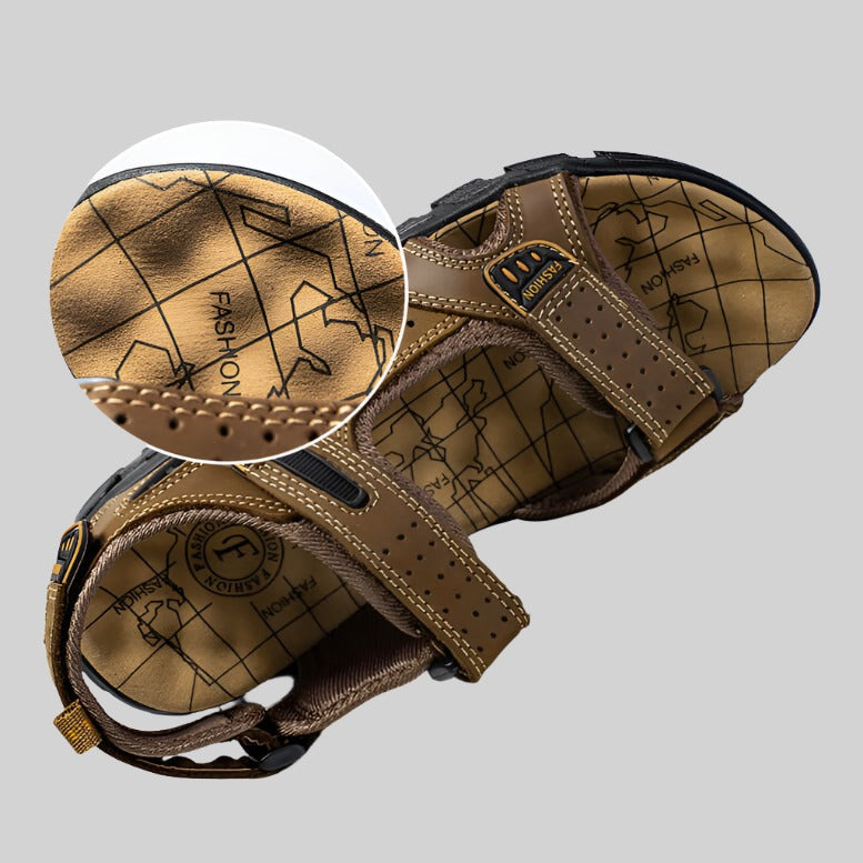 Ergonomiske sandaler til mænd, der tilbyder fremragende støtte og aflastning til fødderne. Casual sommerfodtøj.