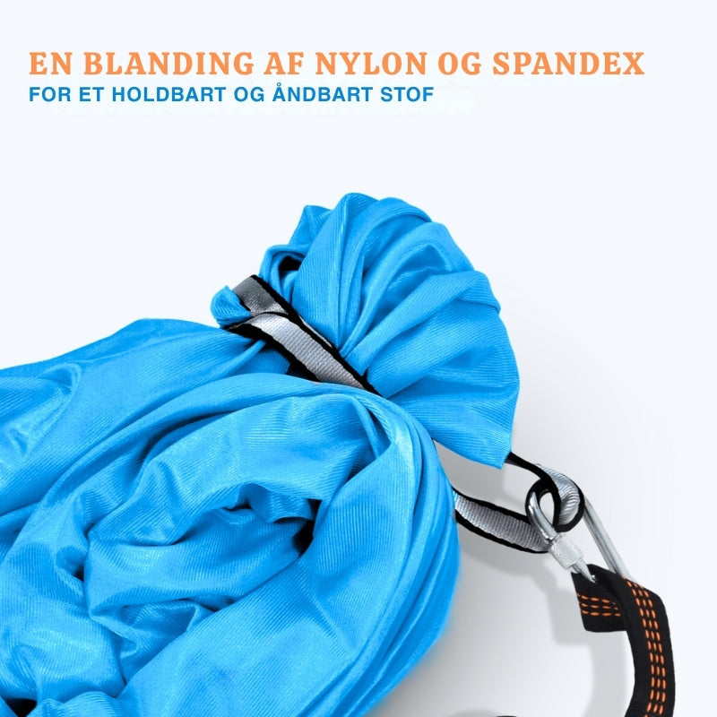 Hængende sansegynge i stof. Designet til børn for at forbedre fokus, koordination og fremme dyb ro.