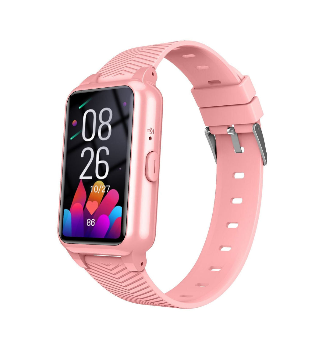 Smartwatch til seniorer på ladeplads. Klar til at yde tryghed med falddetektor og 4G-opkald til ældre.