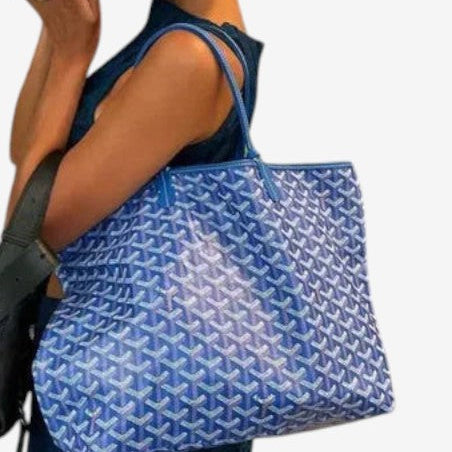 Smart designet dame computertaske med behagelig skulderrem; ideel til daglig brug og nem transport af laptop.