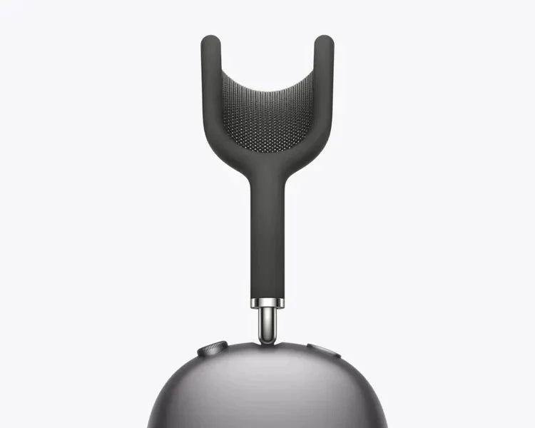Hvide trådløse hovedtelefoner med Bluetooth og aktiv støjreduktion. Ideel til audioentusiaster, der søger ro og klar lyd.