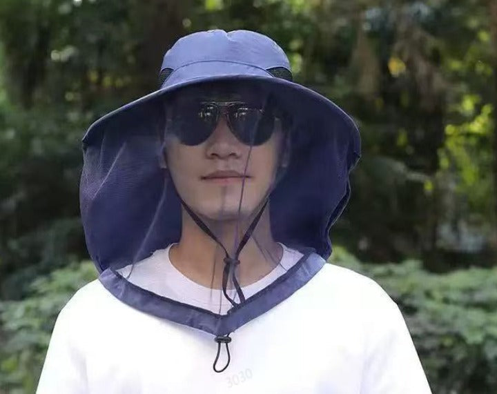 Udendørs unisex solhat med UV-beskyttelse, myggenet og åndbart design til vandretur og fiskeri.