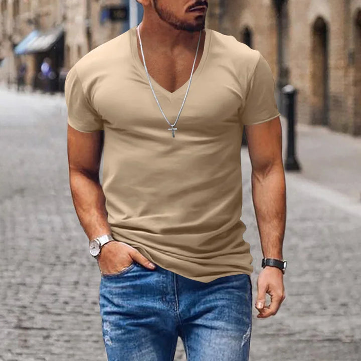Miesten syvä V-aukkoinen slim-fit t-paita