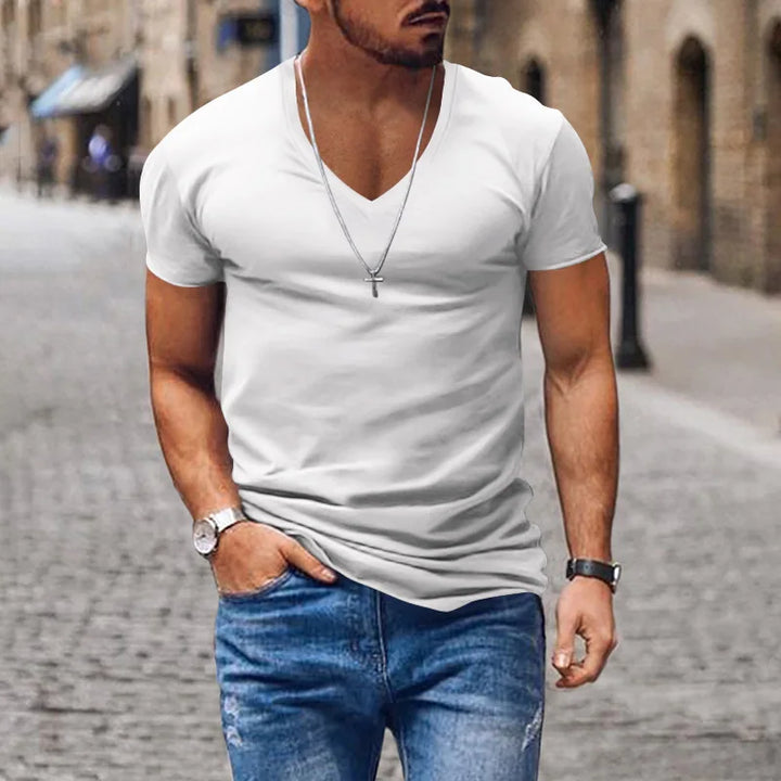 Miesten syvä V-aukkoinen slim-fit t-paita