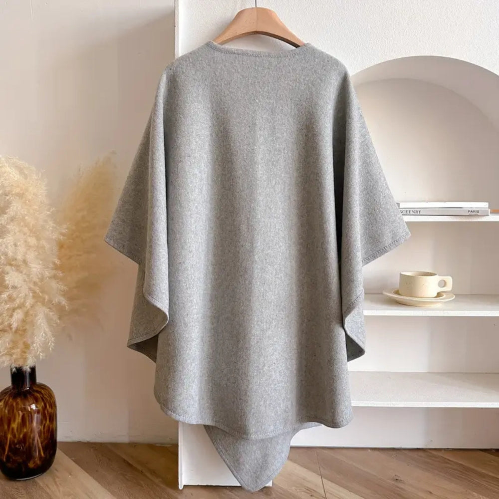 Vindtæt og varm poncho til kvinder. Luksuriøs mikrofiber sjalfrakke, ideel overtøj for vintermode.